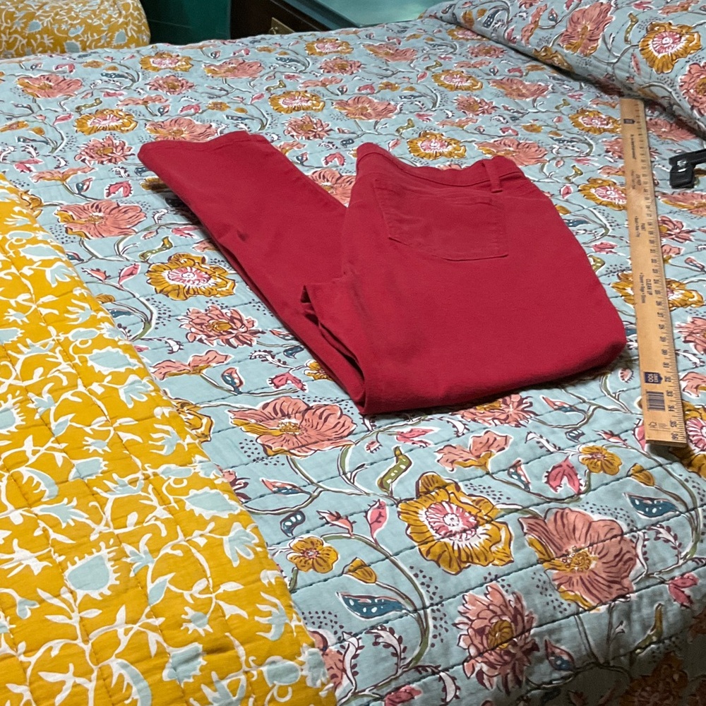 🔥Final Mark down! Gloria Vanderbilt Deep Red Straight Leg Jeans - Picture 12 of 12